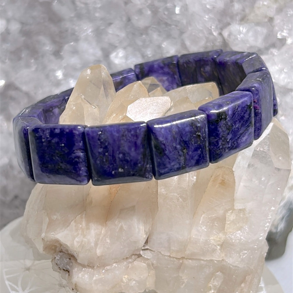Purple Charoite stretch beaded bangle